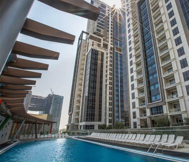 Higuests Vacation Homes - Executive Tower Dubai Exteriör bild